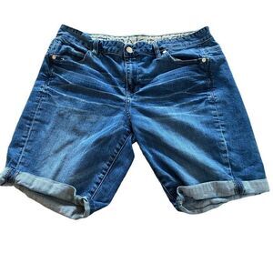 Calvin Klein Slouchy Slim Denim‎ Shorts Sz 10/30